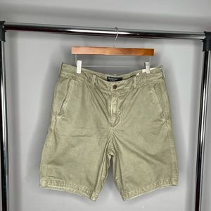 Abercrombie & Fitch Olive Green Shorts size 32